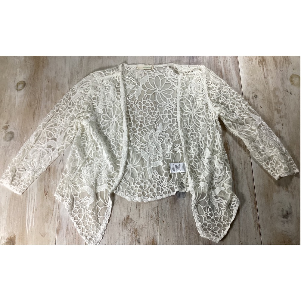 Belle France White Lace Floral Crochet Cardigan women medium GrandmaCore elegant